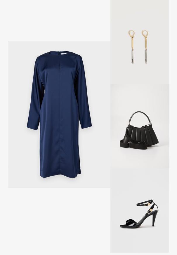 Marineblaues Satinkleid mit langen Ärmeln, hohem Ausschnitt und Reißverschluss am Rücken. Verfügt über seitliche Schlitze für Bewegungsfreiheit und eine schlanke Silhouette.; Schwarze, lackierte High-Heeled-Sandalen mit doppelten Knöchelriemen und goldenen Schnallen, Zehen offen und schlankem, spitz zulaufendem Absatz auf neutralem Hintergrund.; Schwarze, gefaltete Handtasche mit einem runden Griff, verstellbarem Schulterriemen und glänzender Textur. Verfügt über silberne Hardware und eine strukturierte Silhouette.; Gold- und Silber-Tropfenohrringe mit Klappverschluss, bestehend aus einer Goldstange, die mit einer Silberstange verbunden ist, auf der "DKNY" eingraviert ist, vor weißem Hintergrund.