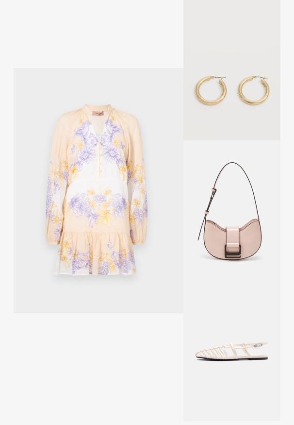 TWINSET DRESS - Vestido informal - lavender/yellow; Sandalia plana beige con múltiples tiras delgadas, hebilla en el tobillo y suela negra, vista lateral sobre fondo blanco.; Pequeño bolso de piel rosa curvado con un acabado brillante, que presenta una correa de acento negra y un gran cierre de broche negro. Diseño cruzado.; Par de pendientes gruesos de aro dorados y brillantes con postes de metal sobre un fondo gris claro.