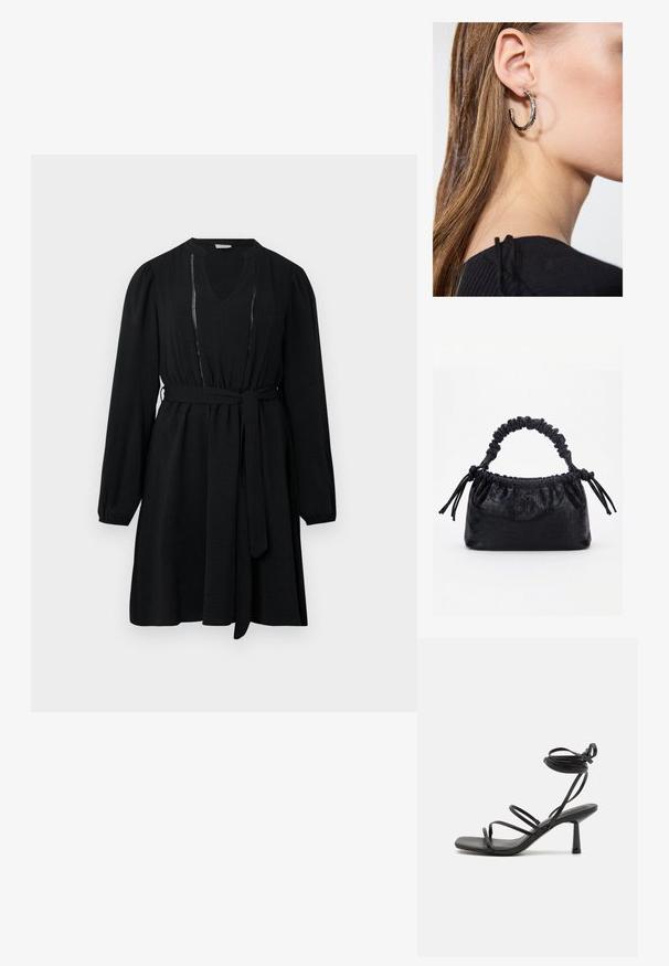 Zwarte jurk met lange mouwen, V-hals, elastische taille en een stoffen riem. Kenmerkend zijn de verticale stiksels aan de voorkant.; Zwarte bandjes sandaal met een vierkante neus, verstelbare enkelbandjes en een slanke blokhak. Gemaakt van een glad, duurzaam materiaal.; Zwarte handtas met krokodillenstructuur, geplooide bovenrand, samengevoerde handgreep en koordtassels aan elke kant tegen een witte achtergrond.; Zilveren oorbel met een gepolijste afwerking, met kleine gouden accentdetails en een ronde vorm, gedragen op de oorlel.