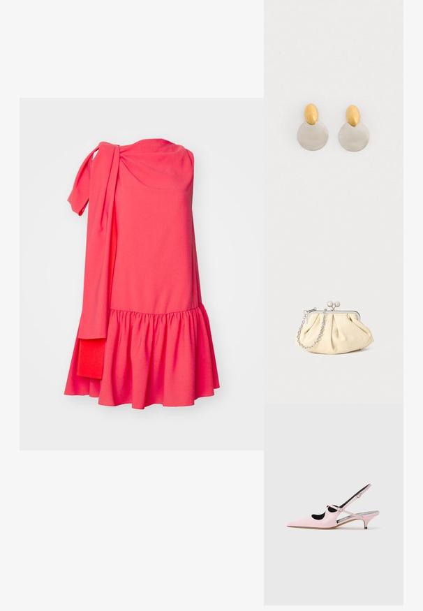 Roksanda SOLENNE DRESS - Kokteilikleit/peokleit - light hibiscus/deep sienna; Roosa nahast slingback kingad terava ninaga, lõikega disain ja madal konts. Must sisemus ja hõbedase äärisega rihm koos prõmiga.; Kortsus beežist nahast kotike, millel on hõbedane metallraam, kaunistatud kahe ümmarguse dekoratiivse lukuga ja hõbedase ketispideme. ; Kuld- ja hõbedametallist kõrvarõngad, millel on ümar diskipõhi ja ovaalne pealmine osa, sile tekstuur ja poleeritud viimistlus.