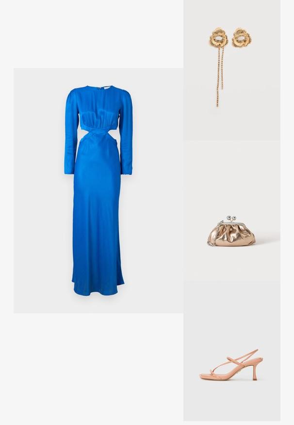 Langärmliges, leuchtend blaues Kleid aus glattem Stoff. Verfügt über ein Cut-out-Detail in der Taille und ein tailliertes Oberteil mit gerafften Akzenten.; Nude-pinke Sandale mit Absatz, dünnen, überkreuzten Riemen und Fersenriemen, vor einem weißen Hintergrund präsentiert.; Kleine goldene Metallic-Clutch mit silbernem Verschluss und Kettengurt auf einfachem hellem Hintergrund.; Goldene Blumenohrringe mit strukturierten Blütenblättern und einem Ring aus kleinen klaren Steinen, ein Ohrring mit zwei herabhängenden Ketten winziger Steine.