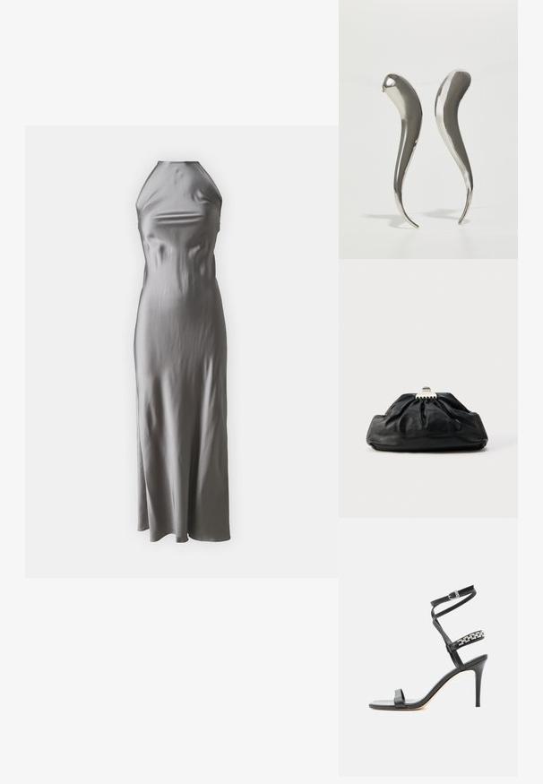 Vestido halter de satén en gris claro, con un corpiño ajustado y una falda de línea A fluida, con una textura suave y un diseño minimalista.; Sandalia negra de tacón alto con tira delgada en el tobillo, tira en la parte media del pie decorada con eslabones de cadena plateados y diseño de punta abierta.; Bolso de mano de cuero negro con textura recogida, cierre de broche metálico y logo en relieve sutil en el frente. Forma redondeada.; Pendientes de plata metálica con una forma elegante y alargada, que presentan una superficie lisa y un diseño curvado que se estrecha hacia un extremo puntiagudo.