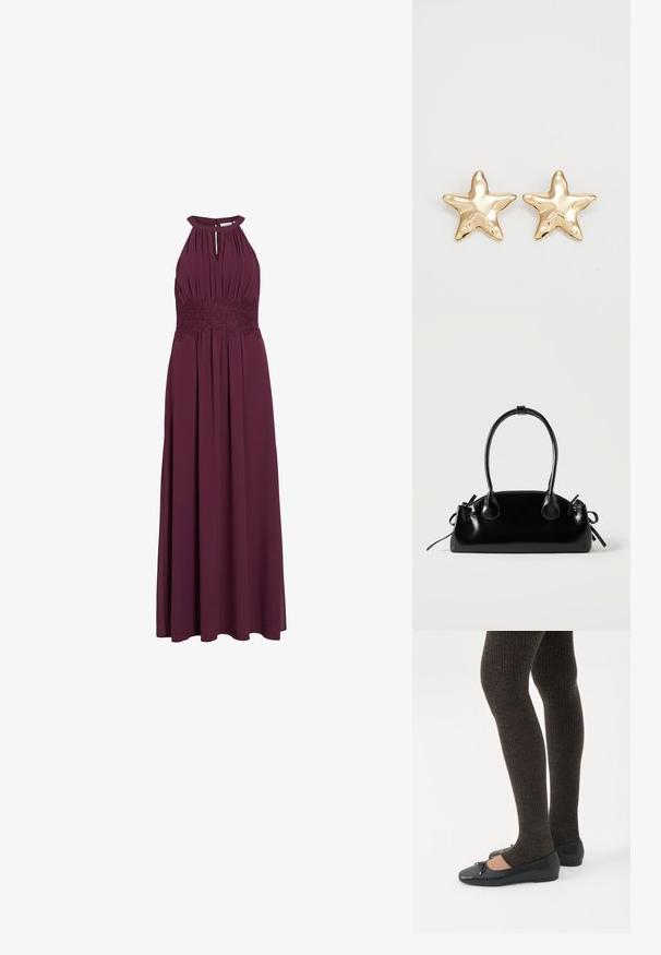 Mouwloze lange bordeauxrode jurk met halterneck, keyhole-cutout, geplooid lijfje en kanten bandje in de taille.; Benen met donkere geribbelde leggings gecombineerd met zwarte ballerina's met kleine strikdetails op een witte achtergrond.; Kleine zwarte glanzende handtas met twee lange hengsels en zijkant trekkoord details op een effen lichte achtergrond.; Gouden stervormige oorbellen met een gladde, glanzende afwerking en een driedimensionaal ontwerp, met vijf punten en een licht gebogen textuur.