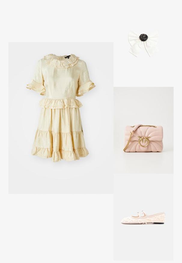 Vestido amarillo de satén con escote rizado y mangas cortas. Presenta una falda escalonada y detalles de volante. Textura suave y brillante.; Zapato plano de color crema con dos correas, adornado con pequeños lazos, y suela negra sobre un fondo blanco liso.; Bolso de mano de cuero acolchado en color rosa con cadena de oro, que presenta un cierre de metal circular y detalles de pájaros en la parte frontal. Textura suave y forma estructurada.; Lazo de tela blanca con el centro en forma de roseta negra adornado con pequeñas cuentas plateadas sobre un fondo blanco liso.