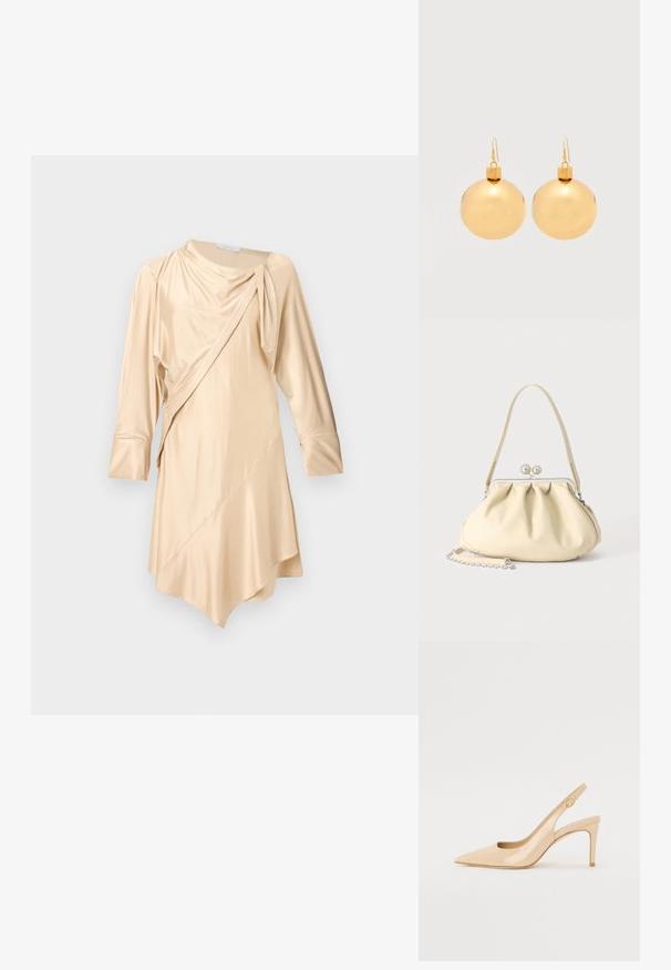 Rabanne Robe de soirée - skin nude; Escarpin slingback en cuir verni nude avec un bout pointu, un décolleté ouvert et un talon aiguille fin. Comprend un accent doré circulaire sur la sangle.; Sac à main en cuir souple couleur crème avec un design froncé, fermoir cadre argenté, poignée courte et bandoulière chaîne amovible.; Paire de boucles d'oreilles boule de Noël dorées brillantes avec fermoirs à crochet sur fond blanc uni.