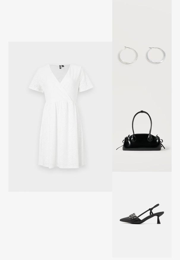 Witte jurk met korte mouwen en een wikkelontwerp, met oogjesdetails, een V-hals en een uitlopende rok die boven de knie valt.; Simmi London DALA - Klassieke pumps - black; Kleine zwarte glanzende handtas met twee lange hengsels en zijkant trekkoord details op een effen lichte achtergrond.; Zilverkleurige metalen creolen oorbellen met een glad, licht gebogen oppervlak en sluitingen met haaksluiting op een effen witte achtergrond.
