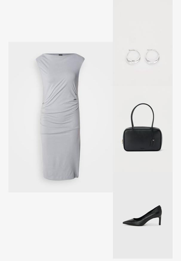 Vestido midi gris de punto con escote relajado, lados drapeados y silueta ajustada. Textura suave con un acabado liso y aberturas laterales.; Zapato de salón negro de piel con punta afilada y tacón delgado de altura media sobre un fondo liso de color gris claro.; Bolso rectangular negro con asas dobles redondeadas, cremallera dorada y logo "HUGO" en relieve en el frente con etiqueta de cuero adjunta.; Pendientes de aro de plata con un acabado pulido y la marca DKNY, exhibidos sobre un fondo blanco liso.