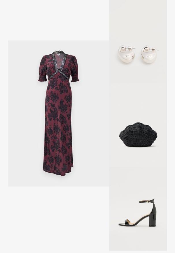 Larga vestido burdeos con patrón floral negro, que presenta mangas abullonadas, un escote en V profundo y detalles de encaje alrededor del escote y la cintura.; Sandalia de tacón alto en charol negro con pulsera en el tobillo y hebilla dorada, punta abierta y tacón ancho sobre fondo blanco.; Bolso de mimbre negro con forma de concha de vieira con parte superior curva y textura tejida sobre un fondo liso.; Par de pendientes llamativos de aro grueso plateado brillante con cierre de poste sobre un fondo blanco liso.
