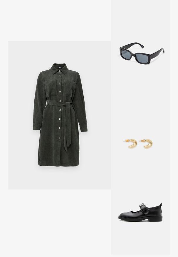Vestido camisero de pana en verde oscuro, con cierre de botones en el frente, cuello, mangas largas, dos bolsillos en el pecho y un cinturón a juego.; Zapato Mary Jane de cuero negro con suela gruesa, punta redondeada, correa con hebilla plateada y tirador en la parte trasera.; Gafas de sol rectangulares negras con lentes oscuros, montura de plástico grueso y patillas anchas. Superficie lisa y diseño anguloso.; Pendientes en forma de media luna de oro con un acabado suave, que presentan acentos naranjas cerca del pasador y herrajes de plata.