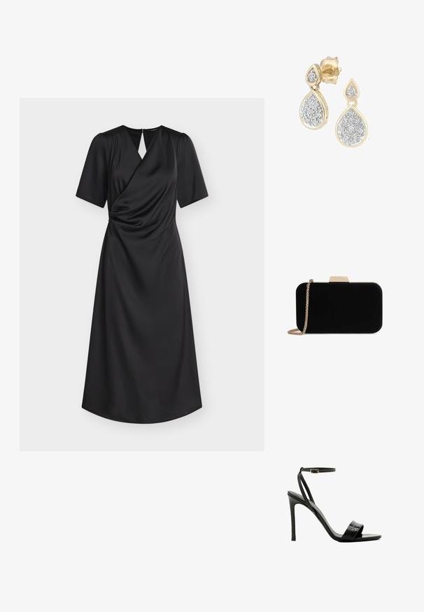 Robe midi noire à manches courtes, corsage style portefeuille, léger froncé à la taille et ouverture dos en forme de goutte avec fermeture par bouton.; Sandales à talons hauts noires avec un motif crocodile, ouvertes à l'avant, et une fine sangle à la cheville ajustable. Talon mince et design minimaliste.; Pochette en velours noir avec quincaillerie dorée, de forme rectangulaire, et une bandoulière en chaîne, présentant une texture lisse et sans motifs visibles.; Boucles d'oreilles en forme de goutte d'eau présentant un cadre doré avec des accents en argent, ornées de plusieurs petites pierres rondes étincelantes disposées de manière décorative.