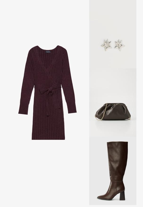 Robe portefeuille côtelée bordeaux à manches longues, décolleté en V et ceinture assortie à la taille. Texture douce avec un motif vertical.; Botte en cuir marron hauteur genou avec un bout pointu et un talon texturé épais. Fini lisse avec des détails de couture minimaux.; Sac à main en cuir marron avec un design froncé, une bandoulière en chaîne dorée et une finition douce et texturée. Sa forme compacte est idéale pour une utilisation en soirée.; Boucles d’oreilles créoles en forme d’étoile argentée avec une finition lisse et polie sur un fond blanc uni.
