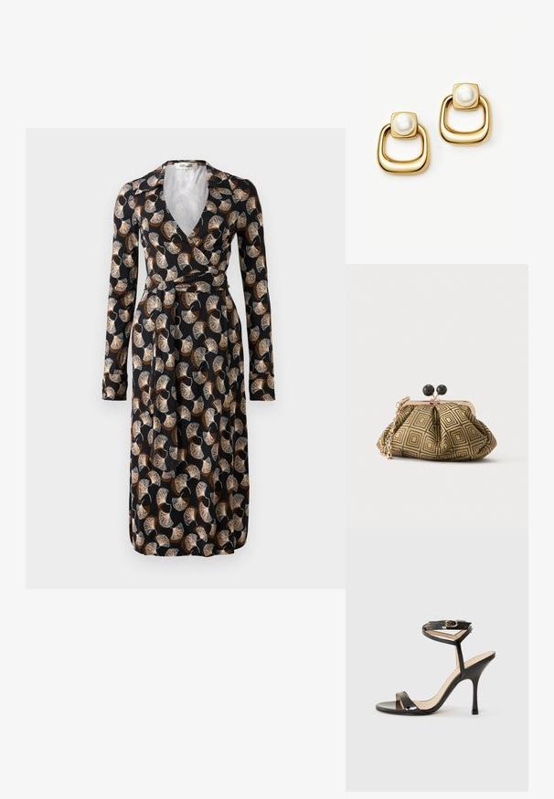 Vestido negro de manga larga con patrón de hojas en forma de abanico en tonos marrón-beige, cuellos tipo polo y cinturón a la cintura.; Sandalia de tacón alto de charol negro con tira delgada en el tobillo y hebilla, punta abierta y tacón aguja esbelto sobre fondo blanco.; Pequeño bolso de mano con patrón geométrico en dorado y negro, marco metálico dorado, cierre de bola negro y una corta correa de cadena dorada.; Pendientes en tono dorado con parte superior cuadrada que presentan grandes perlas blancas y aros gruesos, redondeados y abiertos con forma cuadrada debajo.