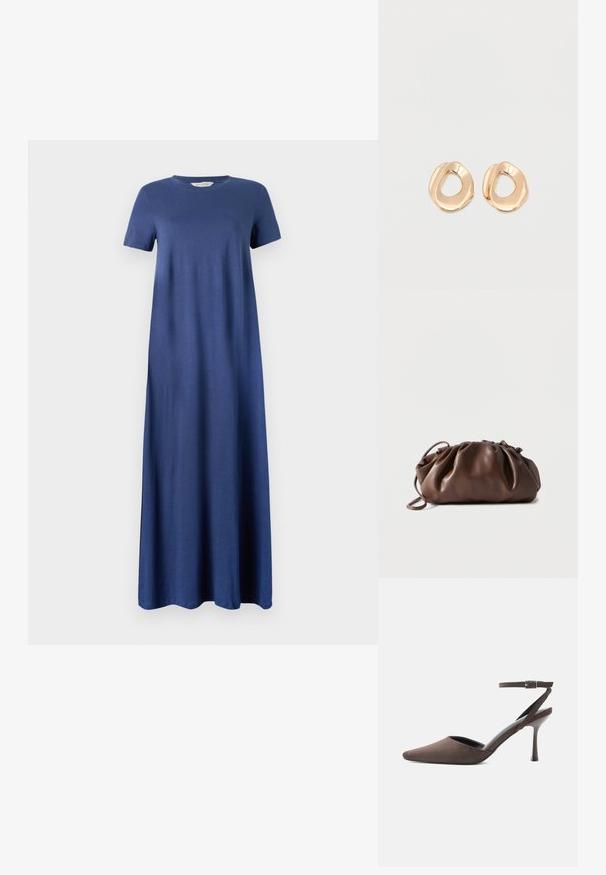 Navyblaues Maxikleid aus weichem Stoff, mit kurzen Ärmeln und rundem Ausschnitt, im geraden, fließenden Design. Keine sichtbaren Muster oder Akzente.; Brauner Veloursleder-Pumps mit spitz zulaufender Spitze, dünnem Knöchelriemen und silberner Schnalle vor weißem Hintergrund.; Weiche braune Lederbeuteltasche mit gerafftem oberen Teil und schmalem Riemen, auf weißem Hintergrund liegend.; Paar unregelmäßig geformter, polierter Creolen aus goldfarbenem Metall mit offenem Zentrum auf weißem Hintergrund.
