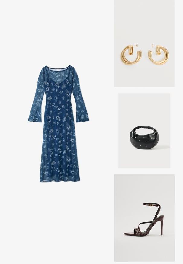Langarm, marineblau jurk van lichtgewicht stof, met een vloeiende silhouette en een patroon van schelpen en mariene motieven.; Bordeaux gepatineerde leren hoge hakken sandaal met een enkelbandje, puntige neus en drie horizontale banden over de voet. Details met gouden gesp.; Zwarte leren handtas met een afgeronde vorm, versierd met zilveren studs, en een korte handgreep. Gladde textuur en ritsluiting.; Set glanzende gouden dubbele lus oorbellen met stekertjes op een witte achtergrond.