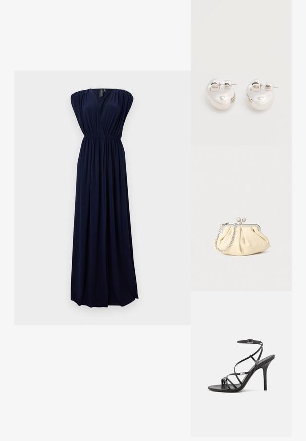Robe maxi bleu marine en tissu fluide, avec un décolleté en V profond, des épaules froncées et une taille élastique pour marquer la silhouette.; Sandale noire à talons hauts avec des brides fines, une boucle à la cheville, une surface en cuir lisse et un talon aiguille élancé.; Pochette en cuir beige plissé avec un cadre en métal argenté, dotée de deux fermoirs ronds décoratifs et d'une chaîne en argent.; Paire de boucles d'oreilles argentées brillantes et épaisses avec fermoirs à tige, sur fond blanc uni.