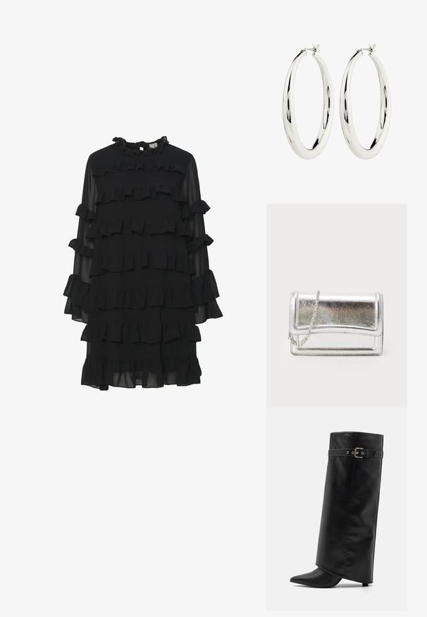 Čierne šaty s volánkovým dizajnom, ktoré majú dlhé rukávy, vysoký golier a viaceré vrstvy volánov pre textúru a vizuálny detail.; Even&Odd by Zalando Topánky na vysokom opätku - black; Strieborná metalická kabelka na zápästie s hladkým povrchom, klopovým uzáverom a reťazovým popruhom. Má štruktúrovaný obdĺžnikový dizajn a prešívané detaily.; Strieborné kruhové náušnice s hladkým, reflexným povrchom. Guľatý, veľký tvar s bezpečným zapínaním na vrchu. Lesklý povrch ukazuje žiaru.