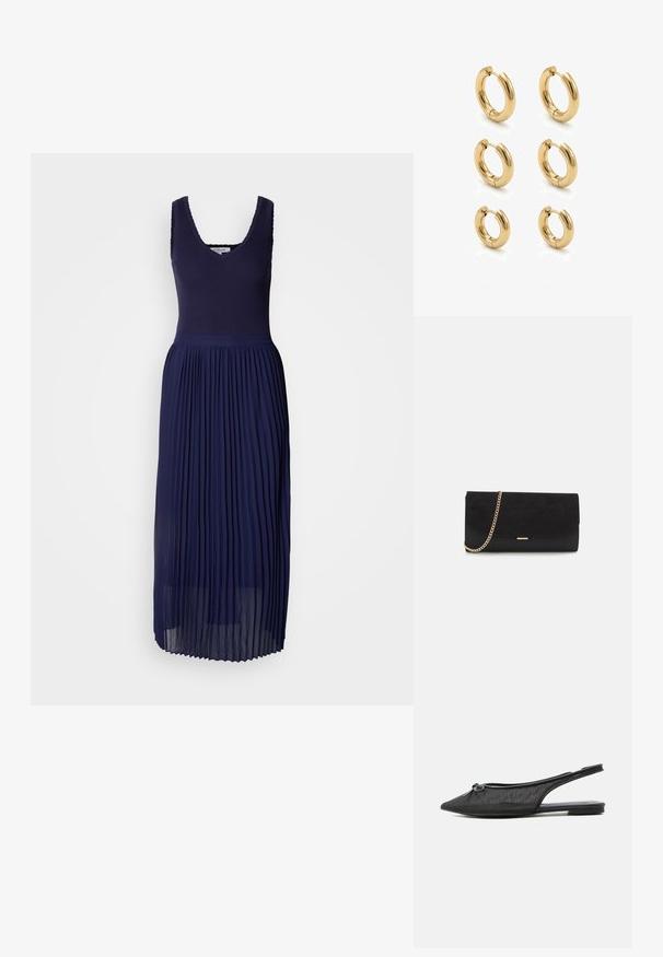 Robe plissée bleu marine avec un corsage côtelé et un col en V. La jupe présente des plis verticaux, créant une apparence fluide et texturée.; Chaussure plate à bride arrière en maille noire avec bout pointu et petit nœud décoratif sur le dessus, présentée sur un fond blanc.; Porte-monnaie noir en daim avec une finition texturée, doté d'une chaîne dorée et d'un design épuré et angulaire.; Trois paires de boucles d'oreilles créoles en or de petite, moyenne et grande tailles, disposées verticalement sur un fond blanc.