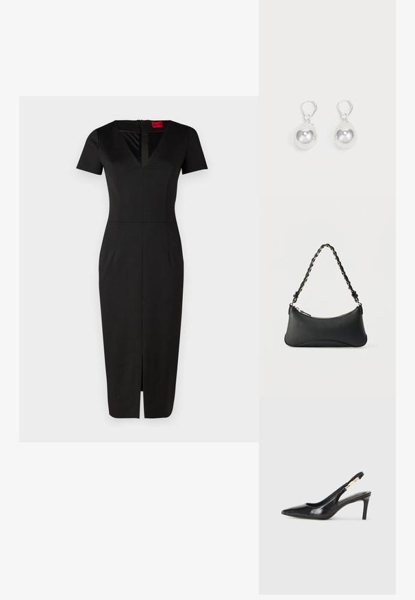 Sort tætsiddende kjole med korte ærmer, V-udskæring, slids foran og struktureret design. Fremstillet af glat, strækbart stof. Etiket synlig.; Sort læder slingback højhælede sko med spidse tæer, glat overflade og en smal ankelrem med guldfarvede hardware detaljer.; Sort skuldertaske i læder med en buet rektangulær form, gyldent kæde vævet ind i en flettet sort rem og toplynlås.; Sølv dråbeøreringe med glatte, runde, reflekterende overflader hængende fra svingelukkede låse. Baggrunden er helt hvid.