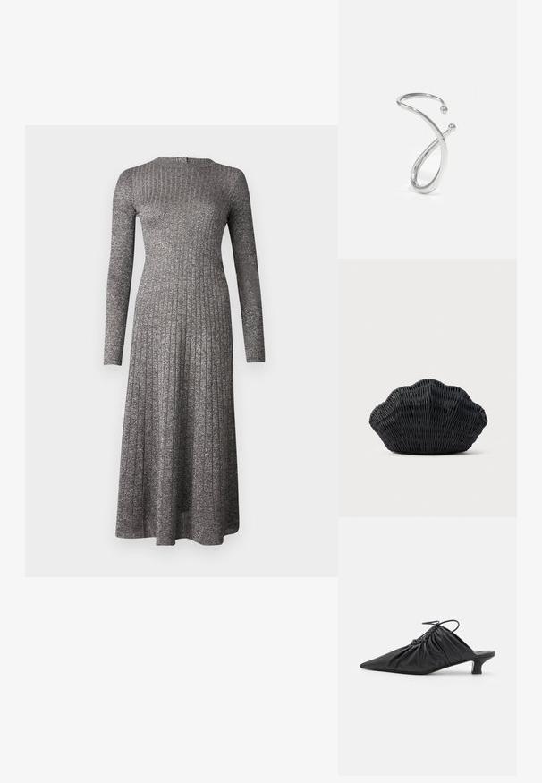 Langärmliges, geripptes Kleid aus silbergrauem Stoff mit taillierter Oberpartie und schwingendem Rock. Es hat einen runden Ausschnitt und einen dezenten Glanz.; Schwarze Leder-Mules zum Hineinschlüpfen mit spitzer Zehe, geraffter Textur und kleinem Kitten-Heel. Verfügt über ein Zugbanddetail am Öffnung.; Schwarze Korbtasche in Muschelform mit gebogenem Oberteil und gewebter Textur auf einfarbigem Hintergrund.; Silberner, gedrehter Armreif mit glatter Oberfläche und zwei kugelförmigen Akzenten an jedem Ende. Das Design ist minimalistisch und skulptural.