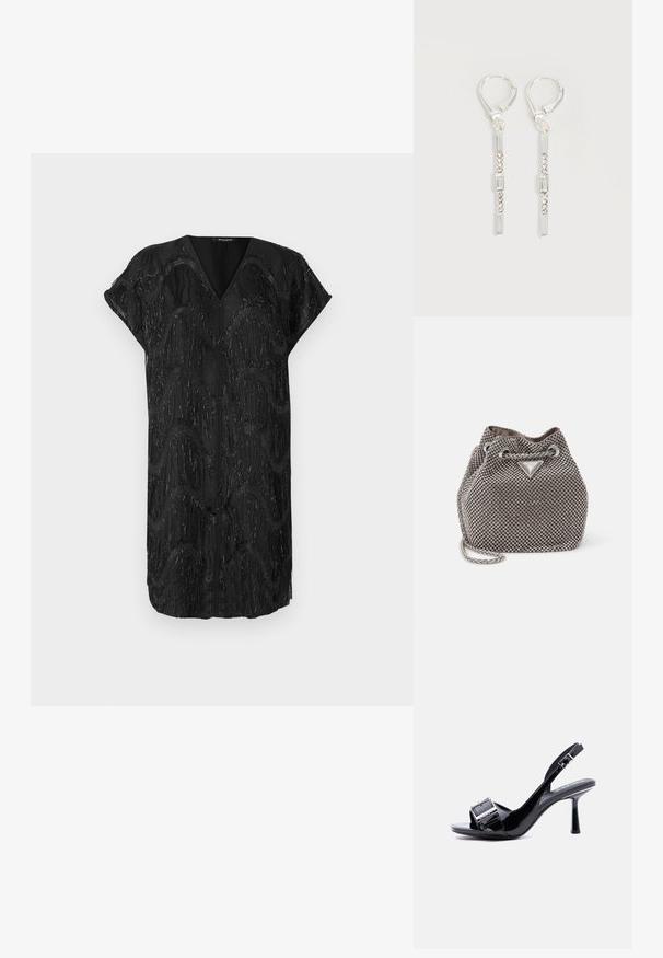 Sort kjole med V-udskæring og korte ærmer, der har et tekstureret design af glitrende lodrette frynser i bølgende mønstre.; Sort laklæderslingback-sandal med høj hæl og en sølvspænde på frontremmen mod en ensfarvet hvid baggrund.; Metallic grå bucket bag med rhinsten dekorationer, en snører lukning og en sølv kæde rem. Har en logo plade på forsiden.; Sølv hængende øreringe med rektangulære og runde klare krystaller i en lodret linje, fastgjort med låsebeslag.