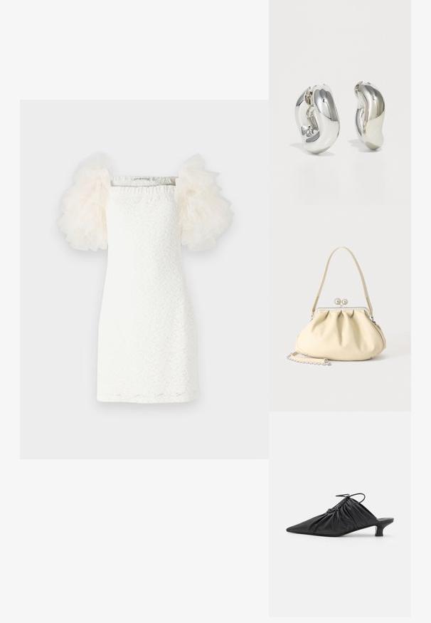 Weisses Kleid mit strukturiertem Spitzenmuster, geradem Schnitt und transparenten, puffigen Tüllärmeln in hellem Creme. Minimalistisches Design mit einem quadratischen Ausschnitt.; Schwarze Leder-Mules zum Hineinschlüpfen mit spitzer Zehe, geraffter Textur und kleinem Kitten-Heel. Verfügt über ein Zugbanddetail am Öffnung.; Cremafarbene weiche Lederhandtasche mit gerafftem Design, silbernem Rahmenschloss, kurzem Griff und abnehmbarem Kettenriemen.; Silberne skulpturale Ohrringe mit glatten, geschwungenen Formen und reflektierenden Oberflächen. Sie verfügen über ein geschlossenes Ringdesign und eine ausgeprägte organische Form.