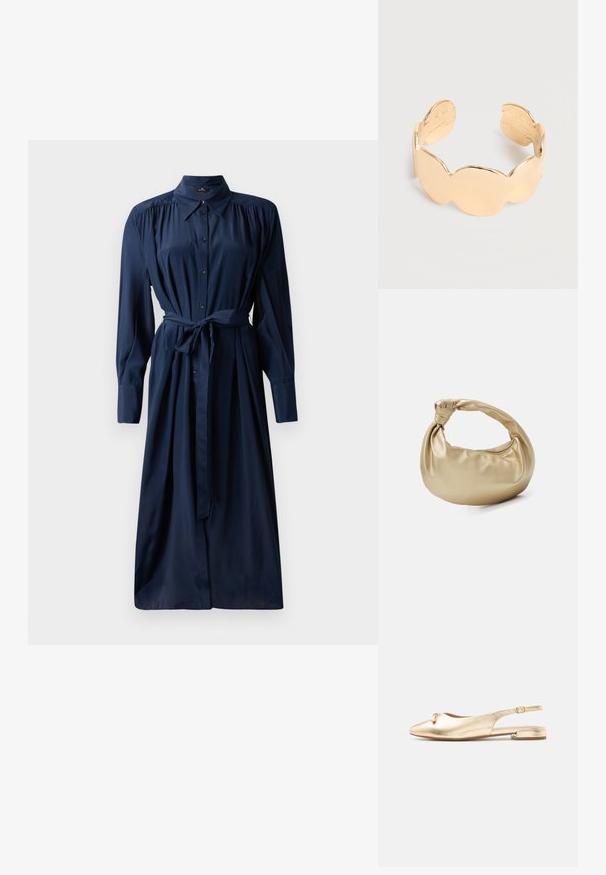 Námornícky modrá košeľa-dress s dlhými rukávmi, naberanými plecami, opaskom v páse a voľnou sukňou. Vyrobené z hladkej tkaniny s mäkkou textúrou.; Zlatá farebná plochá obuv so špicatou špičkou, s remienkom na päte, s malou prackou a nízkym blokovým podpätkom na bielom pozadí.; Zlatá kovová kabelka s hladkou, lesklou textúrou. Obsahuje uzlovú rukoväť a zaoblený, mäkký tvar. Zips na vrchu.; Otvárateľný zlatý náramok typu manžeta s zaoblenými, hladkými segmentmi a lešteným, mierne textúrovaným povrchom.