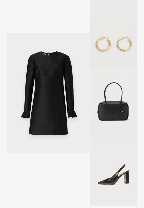 Sort kjole med lange ærmer, struktureret mønster, rund halsudskæring og flagrende manchetter. Har en nøglehulslukning bagpå.; Sort læder peep-toe slingback sko med høj blokhæl og beige indvendig foring mod en ensfarvet lys baggrund.; Sort rektangulær håndtaske med dobbelte runde håndtag, gylden lynlås og præget "HUGO"-logo foran med fastgjort lædermærke.; Par skinnende gyldne tykke hoop-øreringe med metalstifter på en lys grå baggrund.