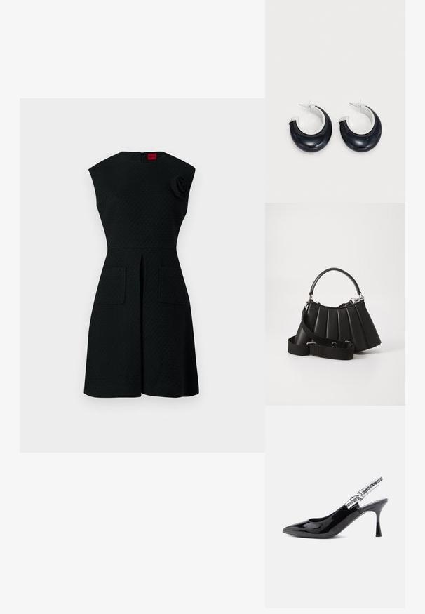 Schwarzes Kleid mit strukturiertem Muster, kurzen Ärmeln, zwei Taschen vorne und einem floralem Akzentdetail an der Schulter. Reißverschluss hinten.; Schwarze Lackleder-Slingback-Pumps mit spitzer Zehe, gemäßertem Absatz und einem Riemen, der am Rand mit auffälliger weißer Markenbeschriftung versehen ist.; Schwarze, gefaltete Handtasche mit einem runden Griff, verstellbarem Schulterriemen und glänzender Textur. Verfügt über silberne Hardware und eine strukturierte Silhouette.; Schwarze Harz-Hoops mit glänzender Oberfläche und silberfarbenen Hardware-Details. Zirkulare Form mit Ausschnitt und Post-Back-Verschluss.