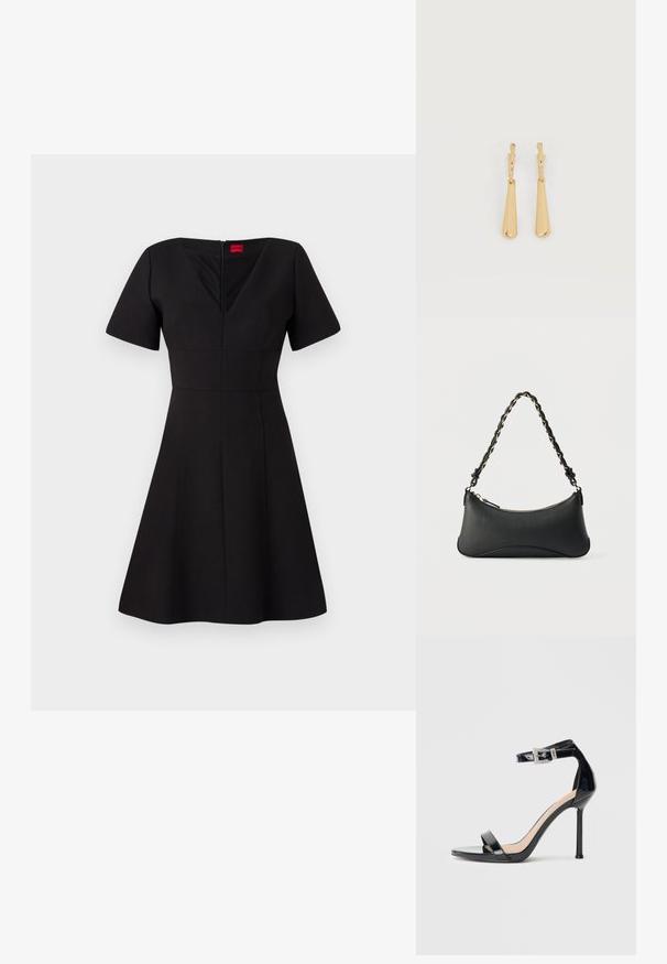 Sort kjole med tætsiddende liv og flagrende skirt. Har korte ærmer, V-hals, lynlås bagpå og sømme, der skaber en struktureret silhuet.; Sort højhælet sandal i laklæder med ankelrem. Har minimalistisk design, åben tå og spænde med rhinsten-detaljer.; Sort skuldertaske i læder med en buet rektangulær form, gyldent kæde vævet ind i en flettet sort rem og toplynlås.; Øreringe i guldfarvet metal med glatte, aflangt dråbeformede vedhæng, der hænger fra små creol-låse på en hvid baggrund.