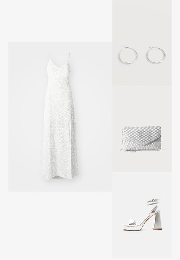 YAS YASMIRA STRAP TRAIN DRESS CELEB - Pidulikud riided - gardenia; Hõbedane metallik kõrge kontsaga sandaal pahluvööga, plokk-kontsa ja avatud varbakandiga ühetaustalisel heledal taustal.; Hõbedane võrgust õhtune käekott ümbriku klapiga ja õhukese kettaga, valgel ühevärvilisel taustal.; Hõbedased metallist rõngakujulised kõrvarõngad, millel on sile, kergelt kaarduv pind ja lukustuvad tagused kinnitused, valgel taustal.
