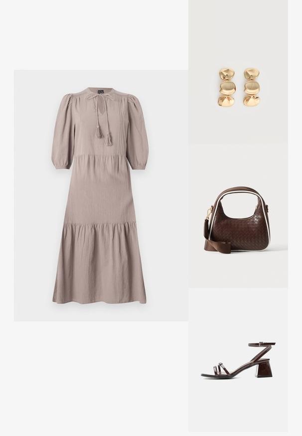 Maxi-jurk van zachte taupekleurige stof met een ronde hals, geplooide details, pofmouwen en een gelaagde rok. Voorzien van een trekkoord met franjes.; Donkerbruine sandalen van lakleer met blokhak, enkelriem met gesp en twee dunne bandjes over de tenen op witte achtergrond.; Bruine geweven leren handtas met witte bies, gouden ritssluiting en afneembare bruine stoffen schouderriem.; Oorbellen in goudkleur met drie onregelmatige, gladde, afgeronde segmenten die verticaal opgestapeld zijn op een egale lichte achtergrond.