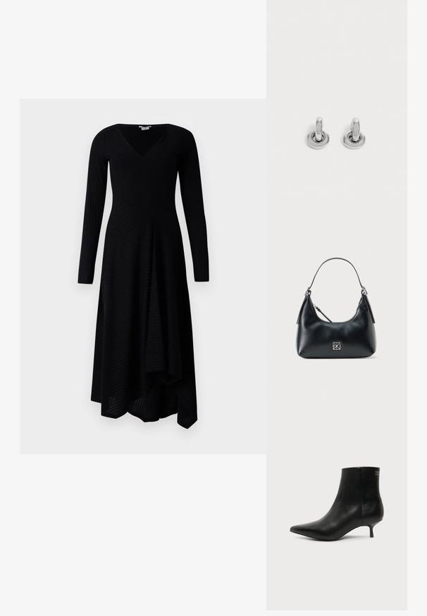 Schwarzes Langarmkleid mit V-Ausschnitt, mit gerippter Textur, asymmetrischem Saum und einem enganliegenden Oberteil, das in einen ausgestellten Rock übergeht.; Schwarzer Leder-Knöchel-Stiefel mit spitzer Spitze und niedrigem Kittenabsatz vor hellem Hintergrund, seitliche Ansicht.; Schwarze Leder-Schultertasche mit einem einzelnen Griff, Reißverschluss und einem kleinen quadratischen silbernen Logo auf der Vorderseite.; Paar kleine, glänzende silberne Creolen mit rundem Sockel, auf einfachem hellem Hintergrund präsentiert.