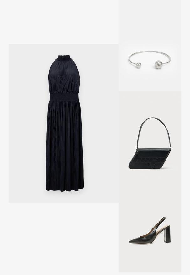 Vestido sin mangas en azul marino oscuro, con tela plisada, cintura fruncida y una silueta fluida y de largo completo. Textura suave en todo el vestido.; Zapato slingback de piel negra con puntera puntiaguda, tacón alto y ancho, y forro interior beige sobre un fondo claro y liso.; Bolso de hombro de cuero negro con forma triangular, logo en relieve y una sola correa ajustable. Diseño minimalista con textura suave.; Brazalete de metal plateado con dos acentos esféricos en cada extremo, superficie lisa, diseño abierto y forma elegante y minimalista.
