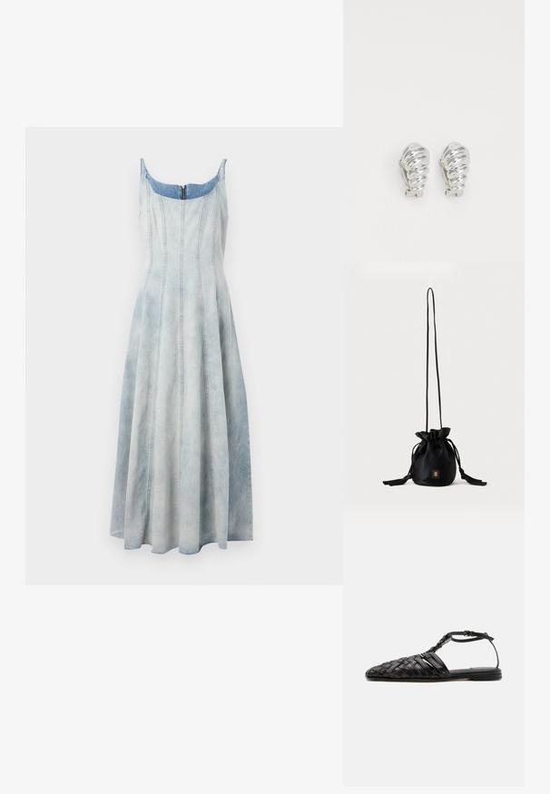 Robe en denim avec un dégradé de bleu clair, corsage ajusté, jupe évasée et détails de couture visibles. Fermeture éclair au dos.; Sandale plate en cuir noir avec bout fermé tissé, bride à la cheville et boucle, présentée sur fond blanc.; Sac seau noir à cordon avec une longue sangle fine et un petit logo carré doré sur le devant, présenté sur un fond uni.; Boucles d'oreilles en clip argentées avec un design en spirale, présentant une texture métallique lisse et des formes arrondies. Pas d'embellissements ou de motifs visibles.