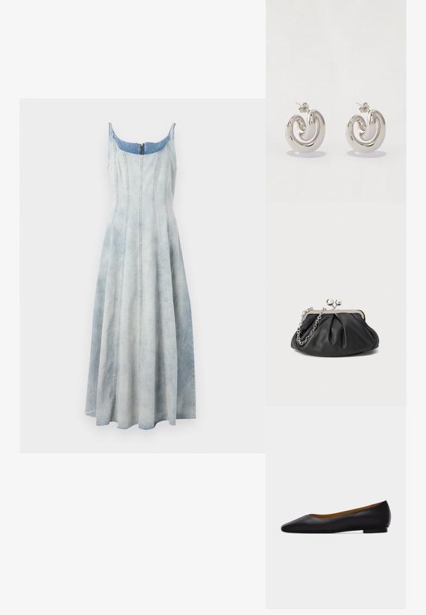 Robe en denim avec un dégradé de bleu clair, corsage ajusté, jupe évasée et détails de couture visibles. Fermeture éclair au dos.; Chaussure plate en cuir noir à bout pointu avec talon bas et finition lisse, vue de côté sur un fond gris clair.; Porte-monnaie en cuir noir avec texture froncée, cadre en métal argenté, fermeture à verrouillage kiss-lock et bandoulière en chaîne. Surface lisse et douce.; Boucles d'oreilles en métal argenté avec un design tourbillonnant, présentant des surfaces lisses et une finition polie, maintenues par un fermoir en papillon.