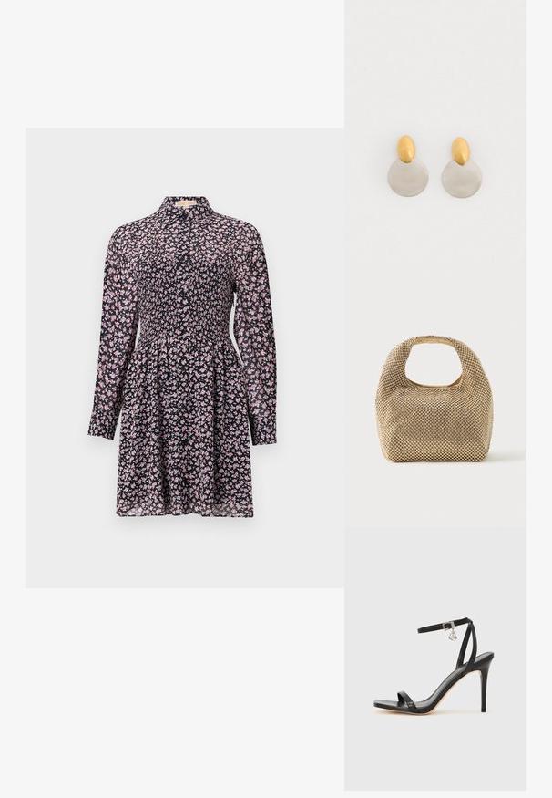 Zwarte jurk met lange mouwen, geplooide buste, bloemmotief in roze en wit, ronde hals en een uitlopende rok. Lichte stof.; Zwarte sandaal met hoge hak, smalle enkelband, vierkante neus, soepel leermateriaal en metalen gespsluiting.; Kleine handtas in goudkleur, bedekt met glanzende ronde studs, met een kort handvat en een rechthoekige uitsnede aan de bovenkant.; Gouden en zilveren metalen oorbellen met een ronde schijfbasis en een ovale bovenstuk, gladde textuur en gepolijste afwerking.
