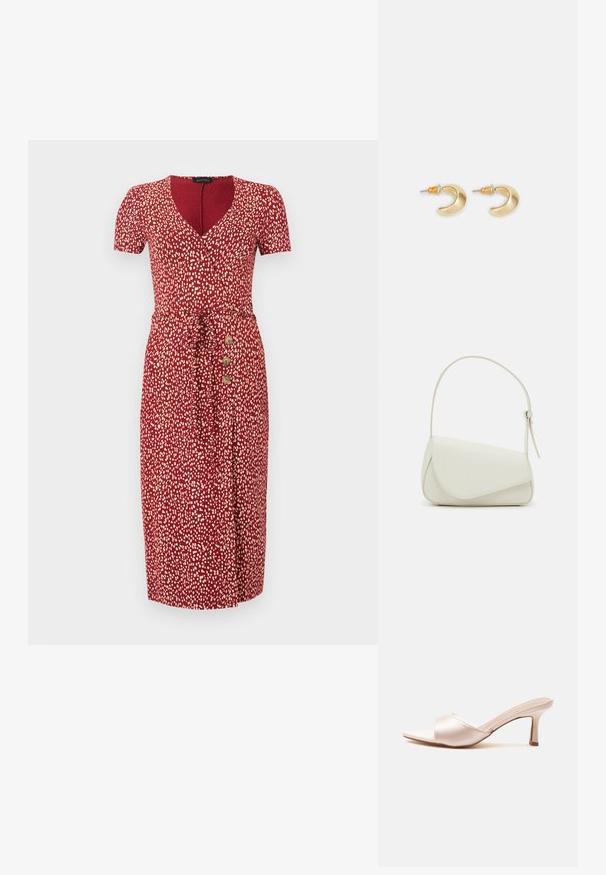 Robe midi rouge avec des taches blanches abstraites, manches courtes, décolleté en V, ceinture à la taille et trois boutons en bois sur le côté gauche.; Mule beige à bout ouvert avec un talon fin de hauteur moyenne et une large bride lisse sur le dessus du pied.; Sac à main en cuir synthétique blanc avec une forme triangulaire structurée, une bandoulière unique réglable et un rabat à courbes accentuées.; Boucles d'oreilles en forme de croissant en or avec une finition lisse, présentant des accents orange près du clou et un matériel en argent.