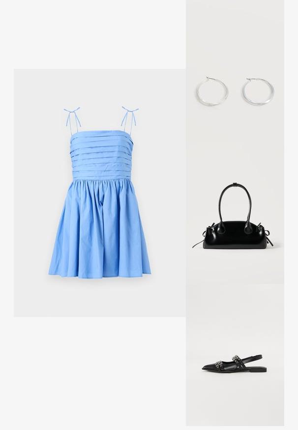 Lyseblå kjole med tynde, justerbare stropper. Den har et plisseret bærestykke og en samlede nederdel, lavet af et glat, blødt stof.; Even&Odd by Zalando Slingback-ballerinasko - black; Lille sort blank håndtaske med to lange håndtag og snøre-detaljer i siden på en ensfarvet lys baggrund.; Sølvfarvede metaloorringe med glat, let buet overflade og låsemekanisme på en ensfarvet hvid baggrund.