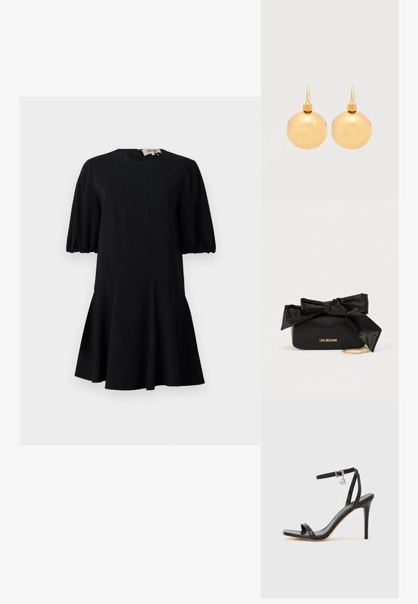 Schwarzes Kleid mit rundem Halsausschnitt, kurzen Puffärmeln und ausgestelltem Rock. Hergestellt aus einem glatten Stoff mit Nahtdetails.; Schwarze High-Heel-Sandale mit schmalem Knöchelriemen, quadratischer Zehenbox, glattem Leder und metallischem Schnallenakzent.; Schwarze Satin-Handtasche mit einer großen Schleife oben, goldener Kettenriemen und eingeprägtem "LOVE MOSCHINO"-Logo auf der Vorderseite.; Paar glänzende goldene Weihnachtskugel-Ohrringe mit Hakenverschlüssen auf einfachem weißem Hintergrund.