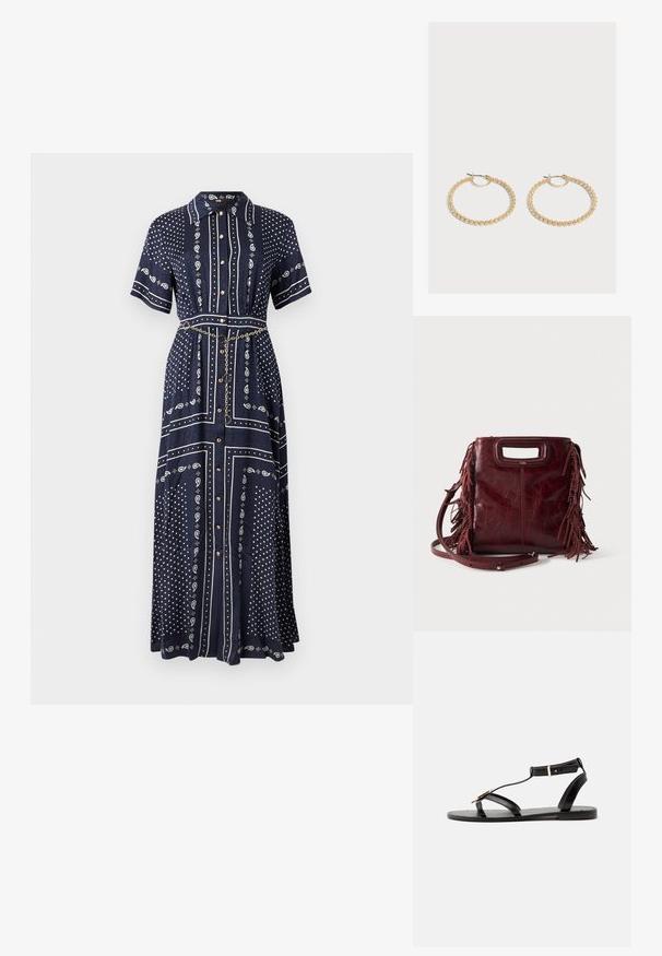 Robe longue bleu marine à manches courtes, motifs cachemire et points blancs, boutons à l'avant, col, et une fine ceinture chaîne dorée à la taille.; Sandale plate noire avec fines lanières, une boucle à la cheville et une boucle décorative circulaire dorée sur la lanière avant.; Sac à main carré en cuir bordeaux avec poignée découpée, détails de franges latérales et bandoulière réglable sur fond uni.; Paire de boucles d'oreilles créoles en or de taille moyenne avec un design texturé et perlé sur un fond clair uni.