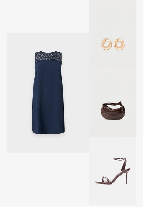 Vestido sin mangas azul marino con un cuerpo texturizado y detalles de encaje en el escote. Diseño de corte recto, de longitud a la rodilla y con un acabado suave.; Sandalia de tacón alto de charol burdeos con tira fina en el tobillo y correas cruzadas en los dedos sobre fondo blanco.; Bolso de hombro de cuero marrón oscuro con una forma suave y caída, y un asa con nudo torcido sobre un fondo blanco liso.; Par de pendientes de aro de metal en tono dorado pulido, de forma irregular y con centro abierto, sobre un fondo blanco liso.