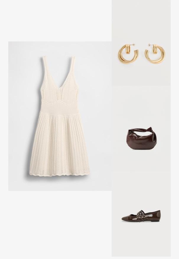 Strickkleid in Creme mit V-Ausschnitt, geripptem Oberteil und ausgestelltem Rock mit wellenförmigem Saum und durchgehendem Lochmuster.; Brauner Lackleder-Flachschuh mit spitzer Zehenpartie und drei verstellbaren Schnallenriemen an der Seite, von der Außenseite gezeigt.; Dunkelbraune Lederschultertasche mit weicher, lockerer Form und einem gedrehten Knotengriff vor schlichtem weißem Hintergrund.; Paar glänzende goldene Doppel-Loop-Creolen mit Steckverschlüssen vor weißem Hintergrund.