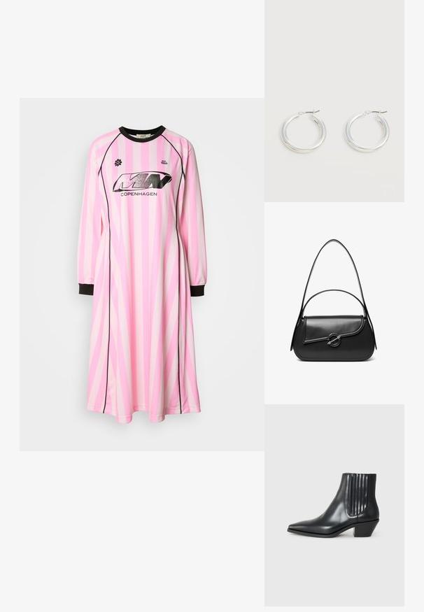 Vestido de manga larga en rosa claro con rayas verticales en rosa más oscuro y blanco, con un cuello redondo negro y puños negros. Logo visible en la parte delantera.; Bota de cuero negra de tobillo con punta afilada, paneles laterales elásticos con ranuras verticales y un tacón bajo y cuadrado. Textura suave y diseño elegante.; Bolso de hombro de cuero negro con una solapa curva asegurada por un broche metálico redondo y una correa delgada y ajustable.; Par de pendientes de aro plateados brillantes de tamaño mediano con cierres metálicos finos sobre un fondo neutro claro.