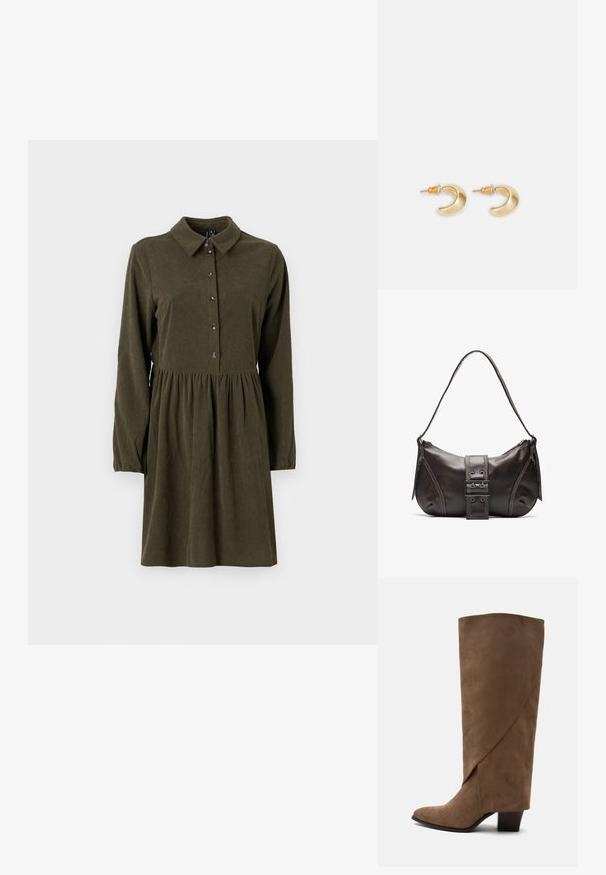 Olijfgroene corduroy jurk met lange mouwen, knoopsluiting aan de voorkant, puntkraag en een uitlopende rok. Bevat een subtiele verticale ribbelstructuur.; Bruine suède kniehoge laars met een gevouwen detail en een blokhak van gemiddelde hoogte, zijaanzicht op een witte achtergrond.; Bruine leren schoudertas met een gebogen vorm, voorzien van een opvallende gespdetail, contrasterende stiksels en een enkele schouderband.; Gouden halvmaanvormige oorbellen met een gladde afwerking, voorzien van oranje accenten bij de stekker en zilveren hardware.