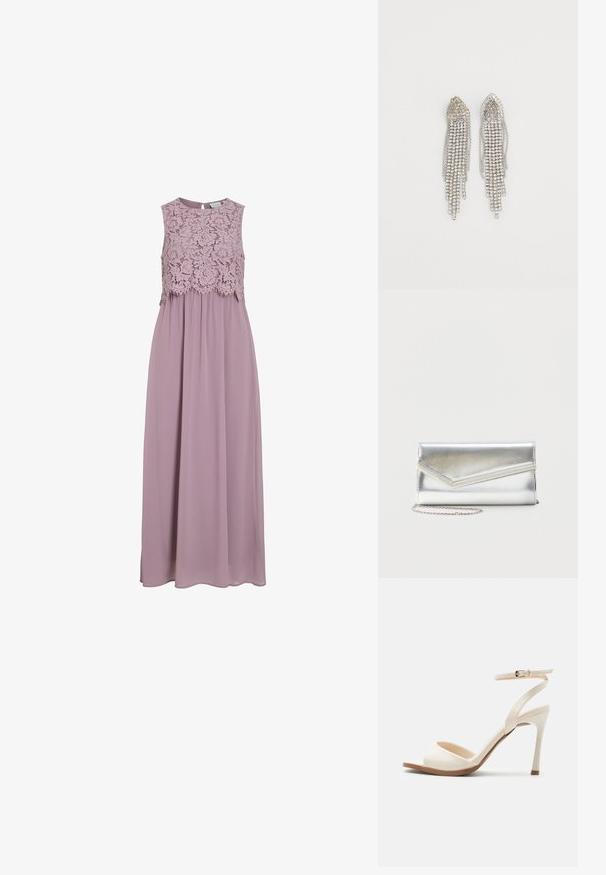 Robe maxi en lavande douce, dotée d'un corsage en dentelle et d'un design sans manches. Tissu fluide avec un léger éclat et détail de taille froncée.; Sandale à talon haut beige avec fine bride de cheville et boucle dorée, bout ouvert et talon aiguille élégant sur fond blanc.; Pochette argentée brillante avec rabat style enveloppe et garniture décorative, petite bandoulière chaîne argentée, sur fond clair uni.; Boucles d'oreilles en argent présentant un design en cascade avec plusieurs rangées de strass scintillants, des pointes effilées et de délicates nuances de chaîne.