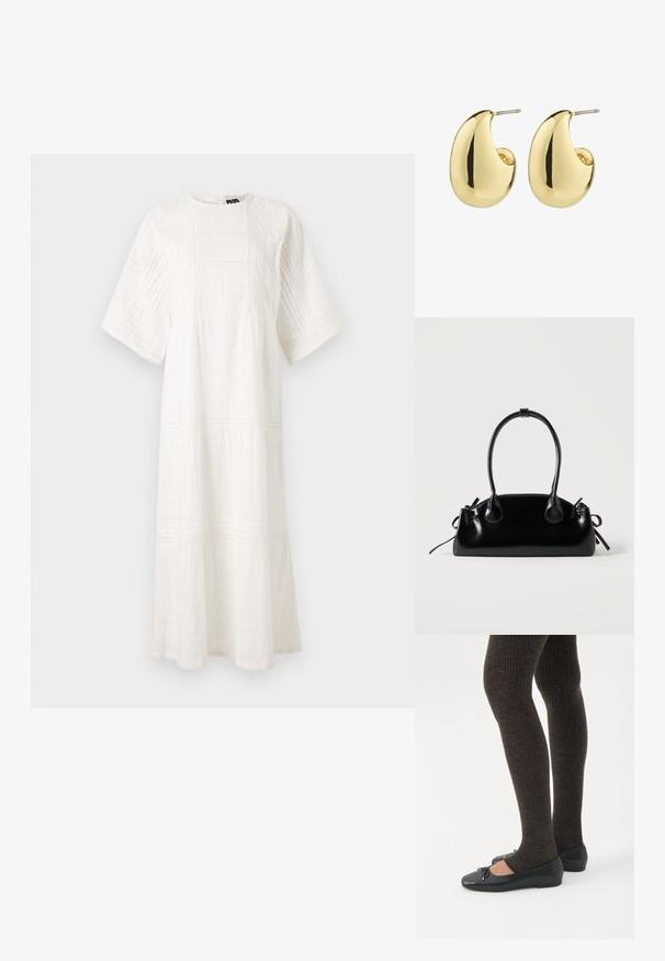 Vestido de algodón blanco con escote redondo, mangas cortas, patrones texturizados y un diseño en capas con encaje en el dobladillo.; Piernas con leggings oscuros acanalados combinados con bailarinas negras que presentan pequeños detalles de lazo sobre un fondo blanco.; Pequeño bolso negro brillante con dos asas largas y detalles de cordón lateral sobre un fondo claro liso.; Pendientes de stud en tono dorado con una superficie suave y pulida, que presentan una forma abstracta en forma de lágrima. Hardware de metal simple para la sujeción.