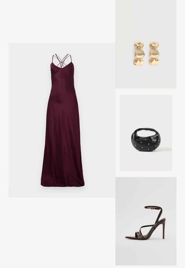 Burgunderry satin maxi-kjole med tynde stropper og krydset design på ryggen. Glat tekstur og tætsiddende silhuet. Ingen synlige mønstre eller hardware.; Bordeaux laker læder højhælede sandal med ankelrem, spids tå og tre vandrette remme over foden. Detalje med spænde i guldtonet.; Sort læderhåndtaske med en rundet form, dekoreret med sølvnitter, og et kort håndtag. Glat tekstur og lynlåslukning.; Øreringe i guldfarve med dråbeform og tre uregelmæssige, glatte, afrundede segmenter stablet lodret på en enkelt lys baggrund.