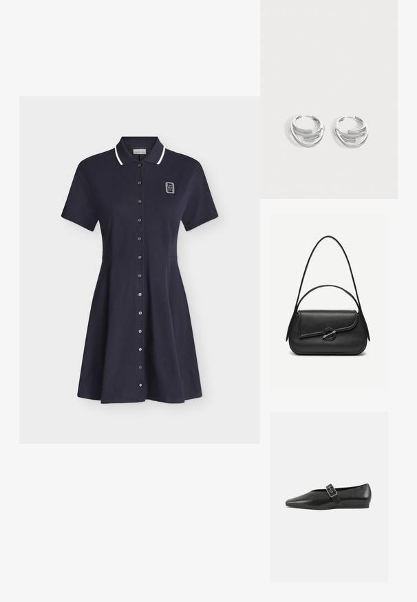 Robe polo bleu marine à manches courtes avec bordure blanche au col, fermeture à boutons sur le devant et petit logo blanc sur la partie supérieure gauche de la poitrine.; Chaussure plate en cuir noir avec un orteil pointu, présentant une sangle à boucle métallique sur le cou-de-pied et une semelle basse et flexible.; Sac à main en cuir noir avec bords arrondis, rabat asymétrique, fermoir circulaire en métal, et des bandoulières courtes et longues.; Paire de boucles d'oreilles anneaux en argent poli avec un design de barre incurvée superposée sur un fond clair uni.