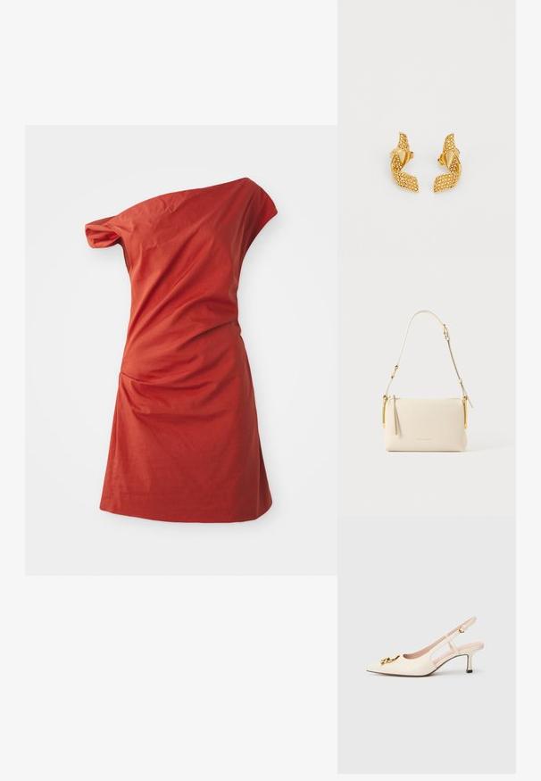 Vestido asimétrico de un solo hombro en algodón rojo teja, con detalles fruncidos en el lado y un acabado texturizado.; Zapatos de tacón beige con tira trasera y punta en pico, decorados con una cadena dorada, tacón bajo cuadrado y detalles recortados en los laterales. Textura de cuero suave.; Bolso rectangular de color crema con correa ajustable y detalles metálicos dorados, con un sutil logo de Marc Jacobs en el frente.; Pendientes en tono dorado con un diseño de hoja retorcida, adornados con pequeñas piedras brillantes y asegurados con un cierre de presión.