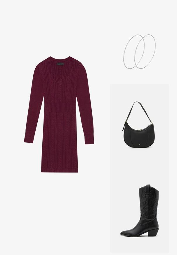Vestido de punto granate con escote en V, mangas largas, puños acanalados y un patrón de punto trenzado en toda la prenda. Diseño ceñido en la cintura.; Botas de vaquero de cuero negro con punta afilada, patrones en relieve en espiral y un tacón de altura media. Presentan una lengüeta para facilitar el uso.; Bolso de mano de cuero negro con forma curva, superficie texturizada, costuras frontales y un logo en tono dorado. Cuenta con una sola correa ajustable.; Pendientes de aro plateados con un diseño minimalista. Forma circular, textura suave y perfil delgado. Livianos con un acabado pulido.